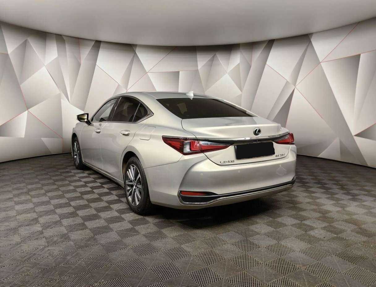 Lexus ES с пробегом — 2020 год. Фото: #3