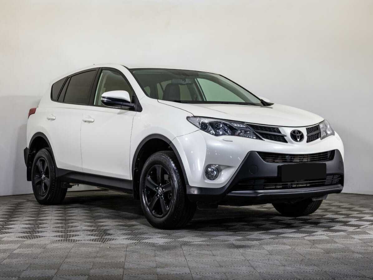 Toyota RAV4 с пробегом — 2012 год. Фото: #1