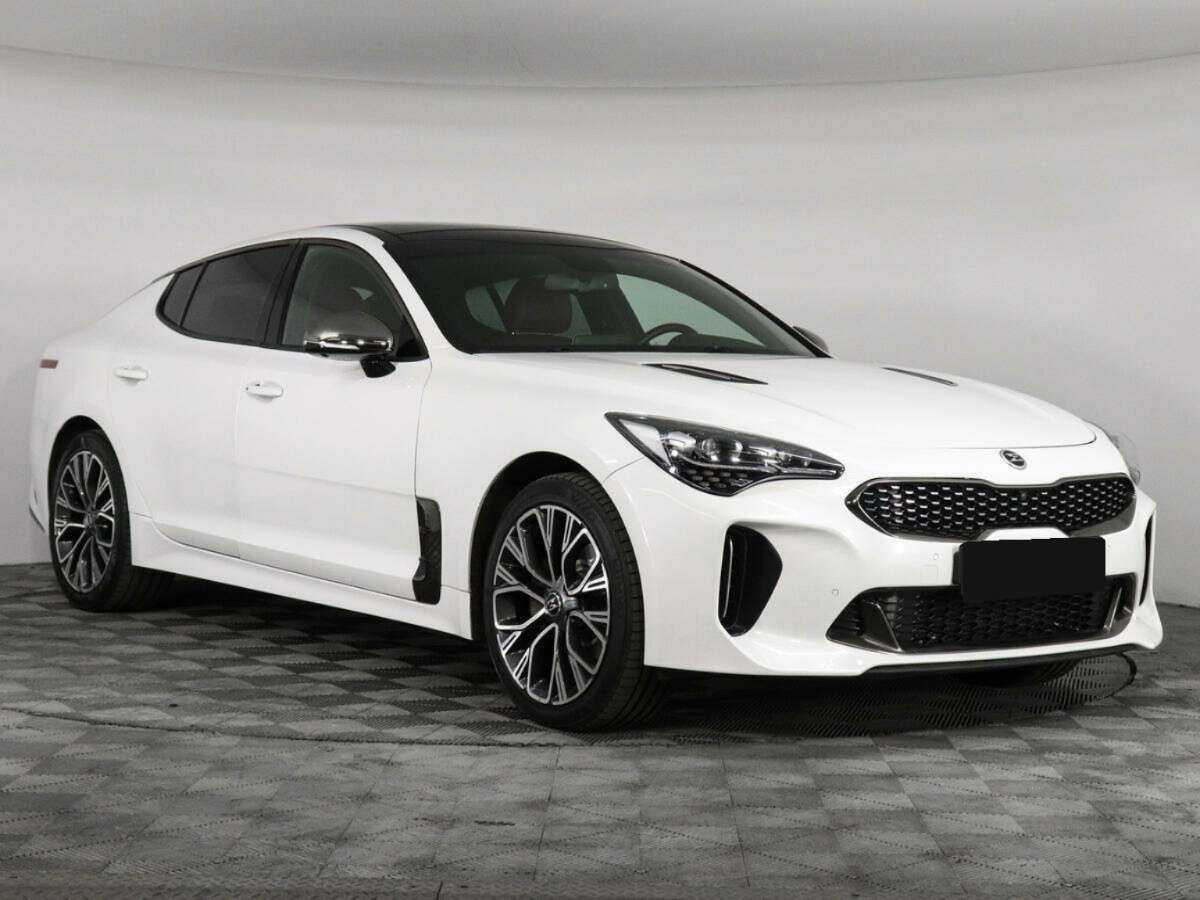 Kia Stinger с пробегом — 2018 год. Фото: #2