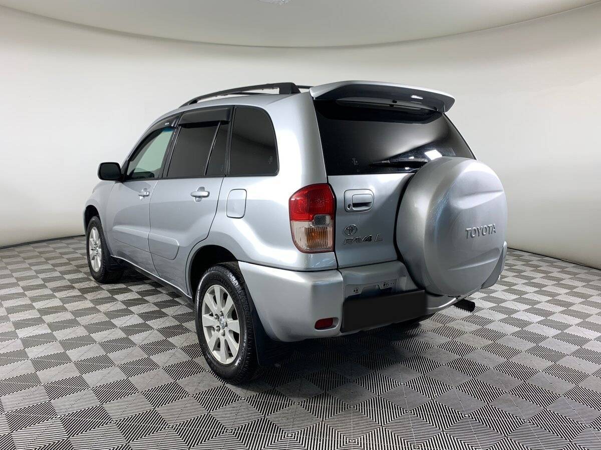 Toyota RAV4 с пробегом — 2002 год. Фото: #6