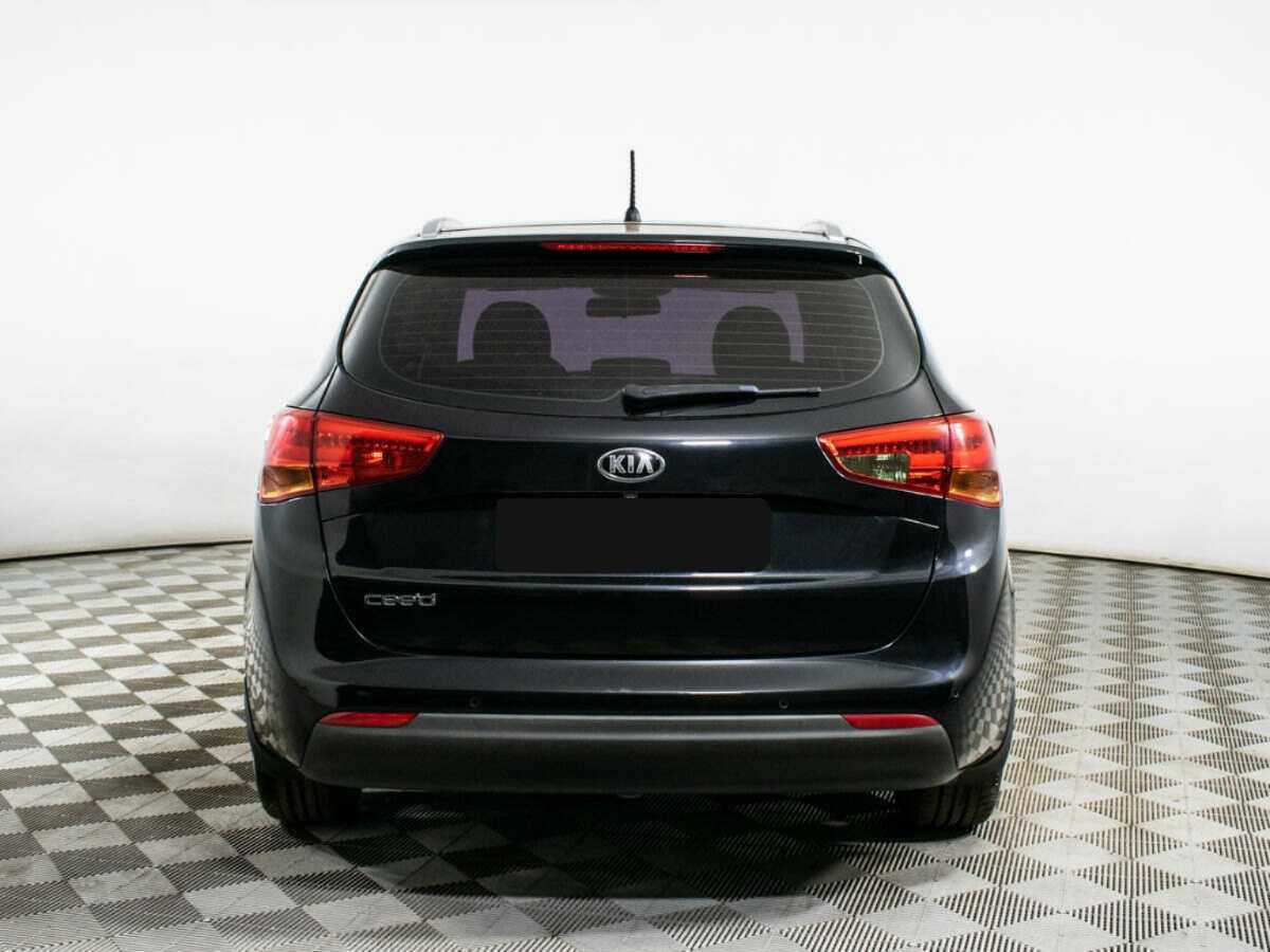 Kia Ceed с пробегом — 2014 год. Фото: #4