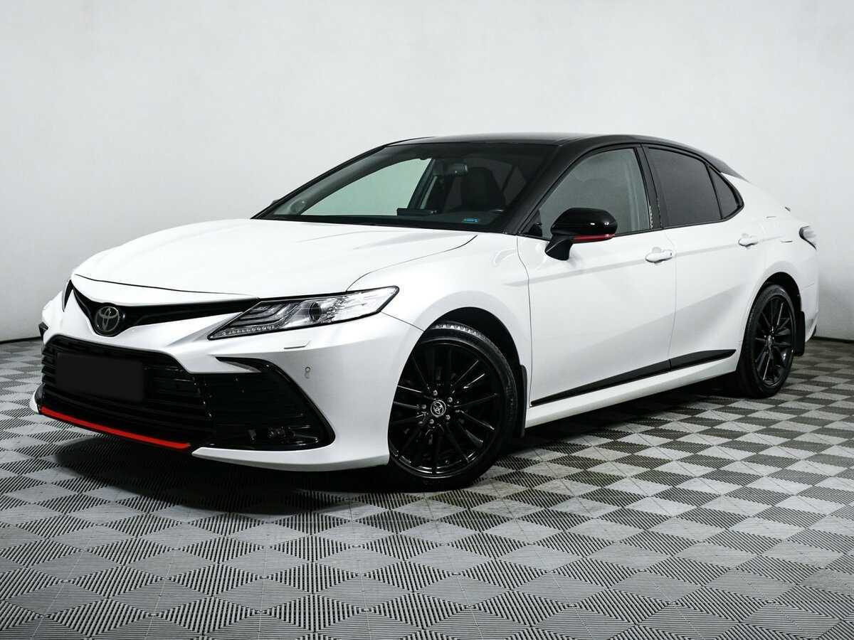 Toyota Camry с пробегом — 2021 год. Посмотреть фото