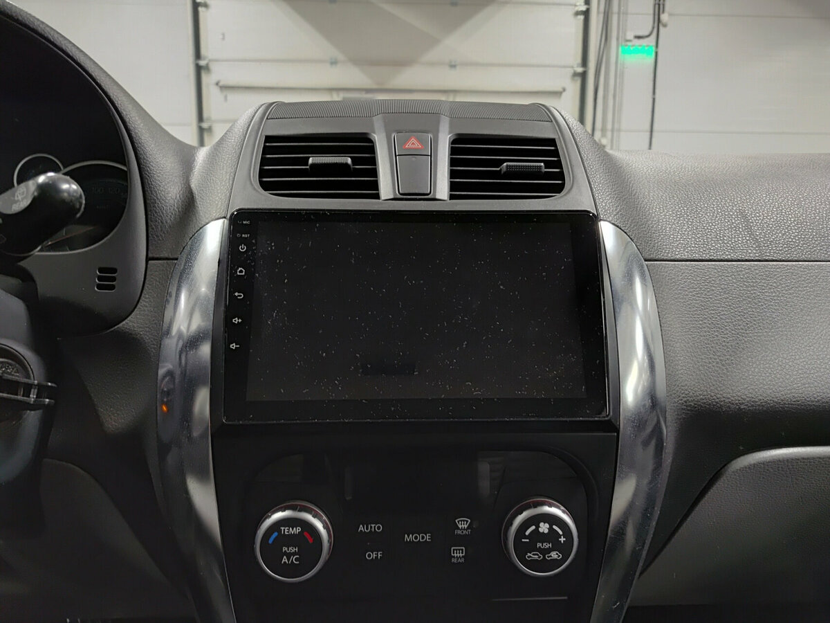 Suzuki SX4 с пробегом — 2011 год. Фото: #14