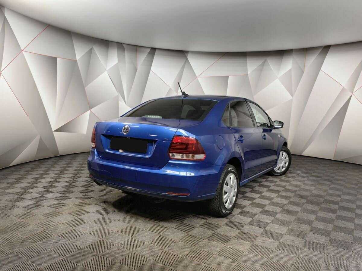 Volkswagen Polo с пробегом — 2019 год. Фото: #1