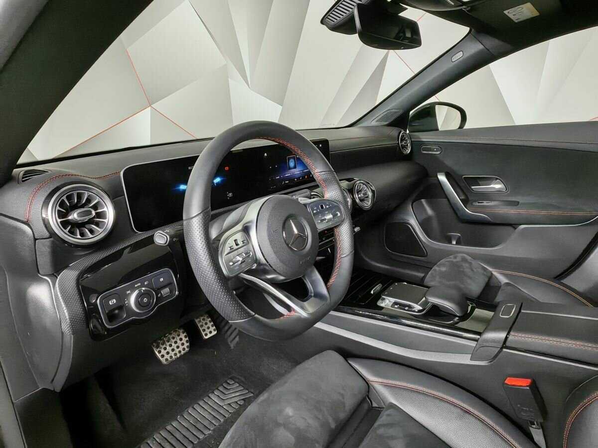 Mercedes-Benz CLA с пробегом — 2019 год. Фото: #13