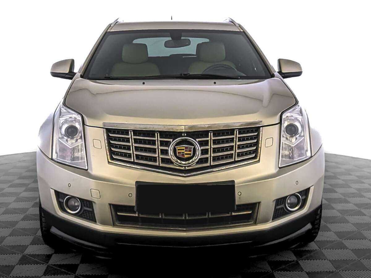 Cadillac SRX с пробегом — 2014 год. Фото: #1