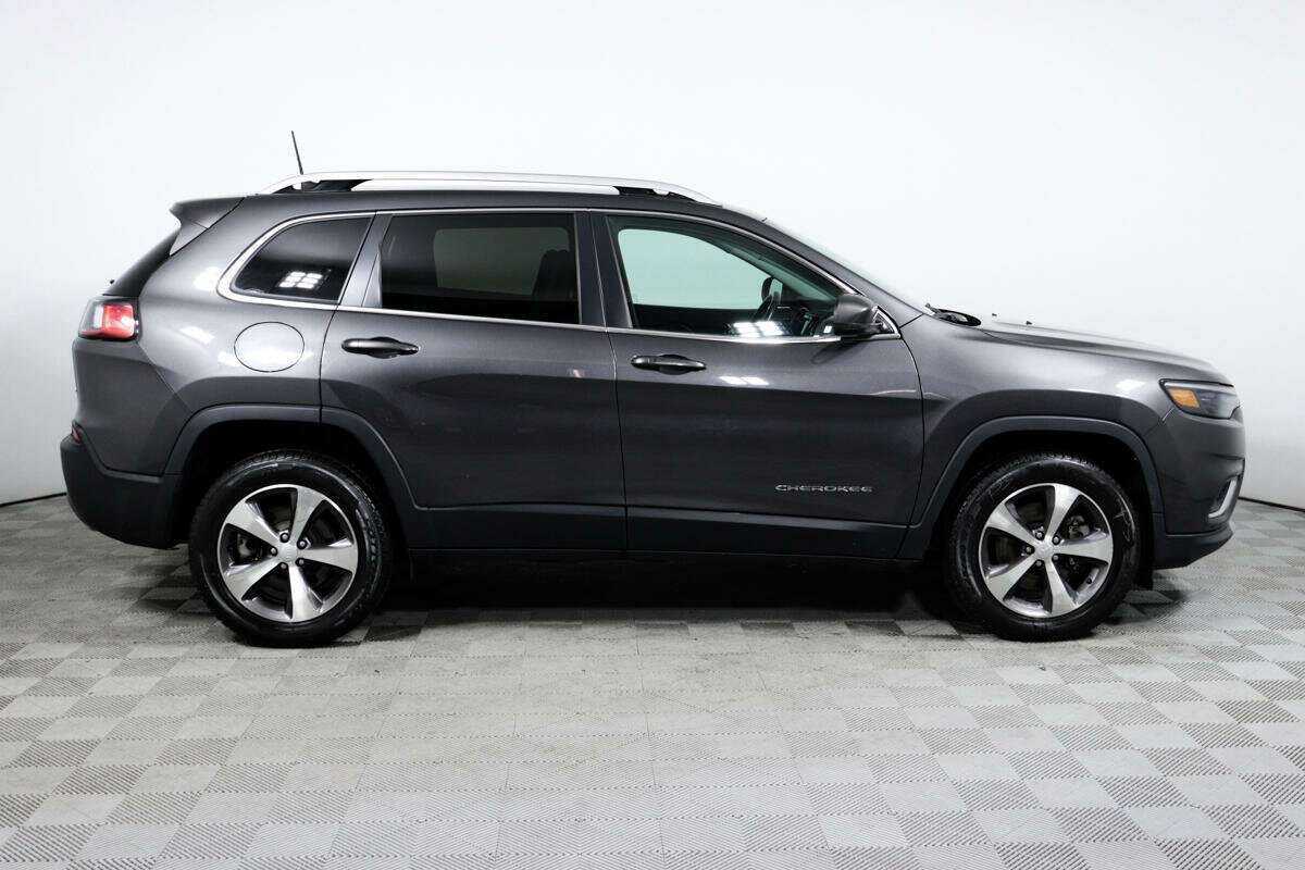 Jeep Cherokee с пробегом — 2020 год. Фото: #3