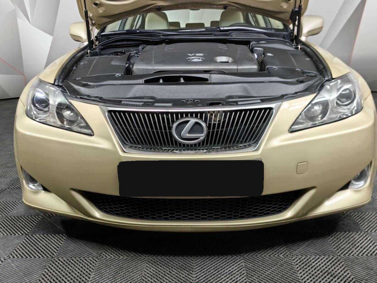 Lexus IS с пробегом — 2008 год. Фото: #6