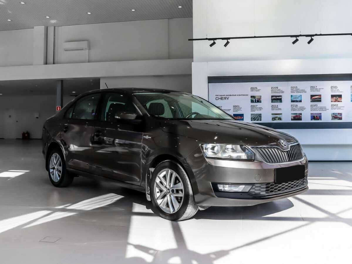 Skoda Rapid с пробегом — 2019 год. Фото: #2
