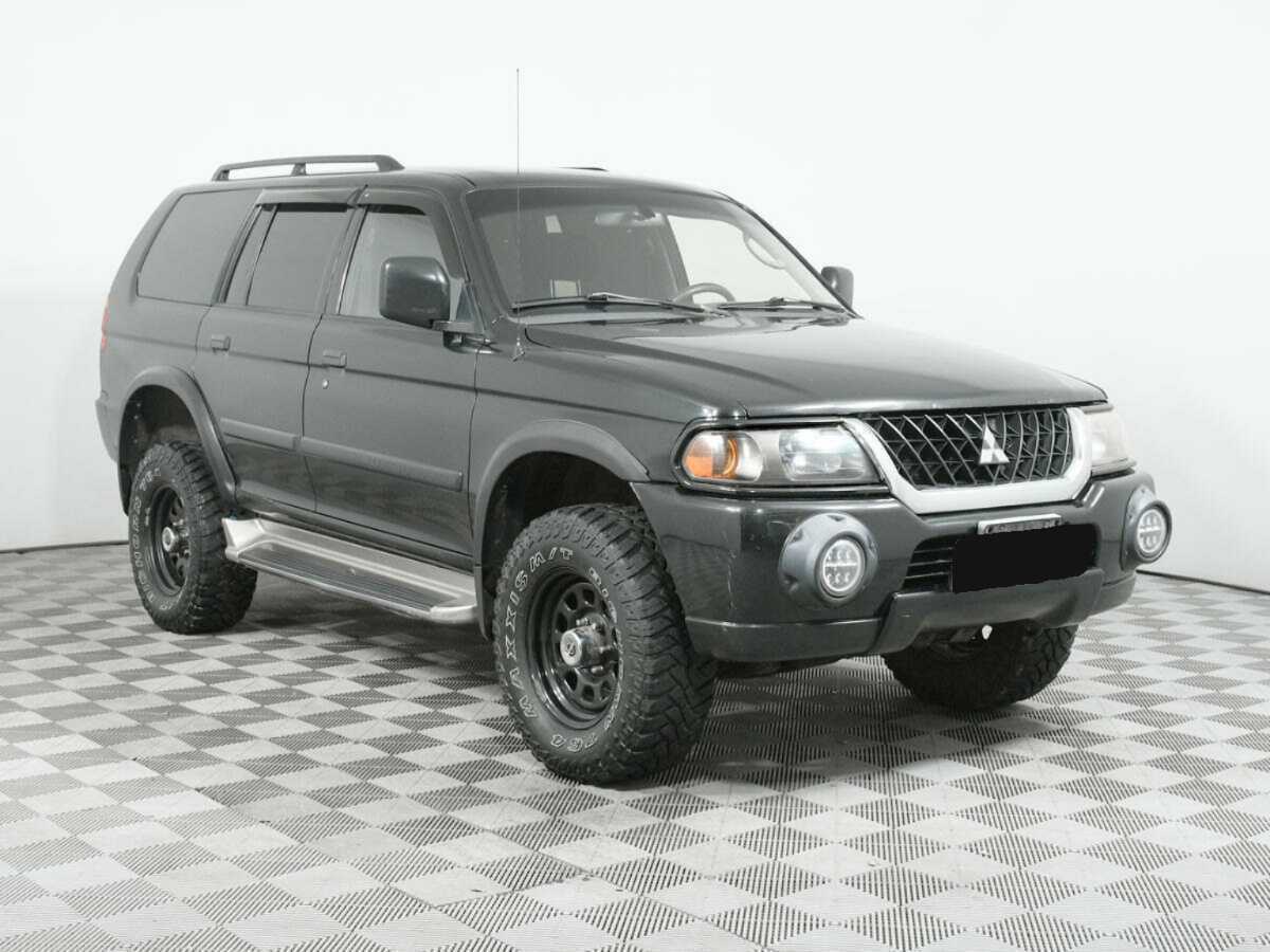 Mitsubishi Montero Sport с пробегом — 2002 год. Фото: #2