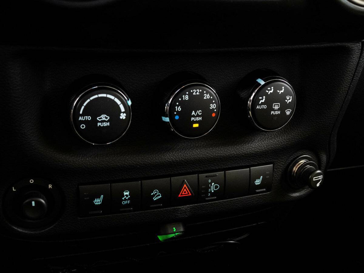 Jeep Wrangler с пробегом — 2011 год. Фото: #20