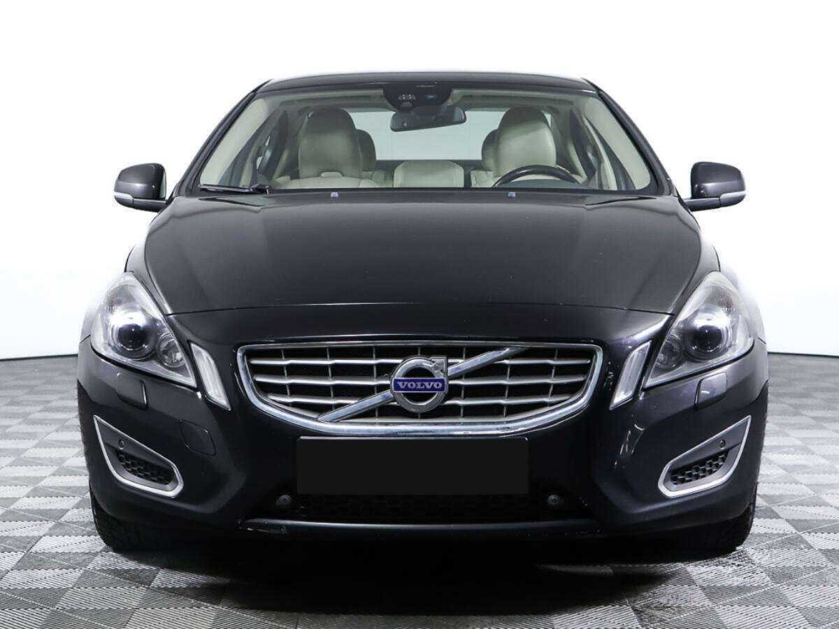 Volvo S60 с пробегом — 2011 год. Фото: #1