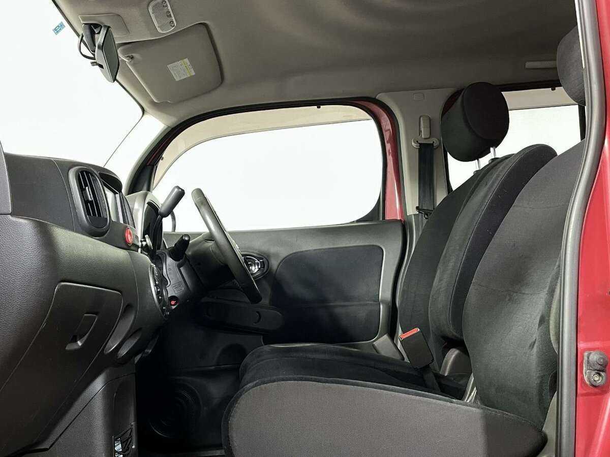 Nissan Cube с пробегом — 2009 год. Фото: #12