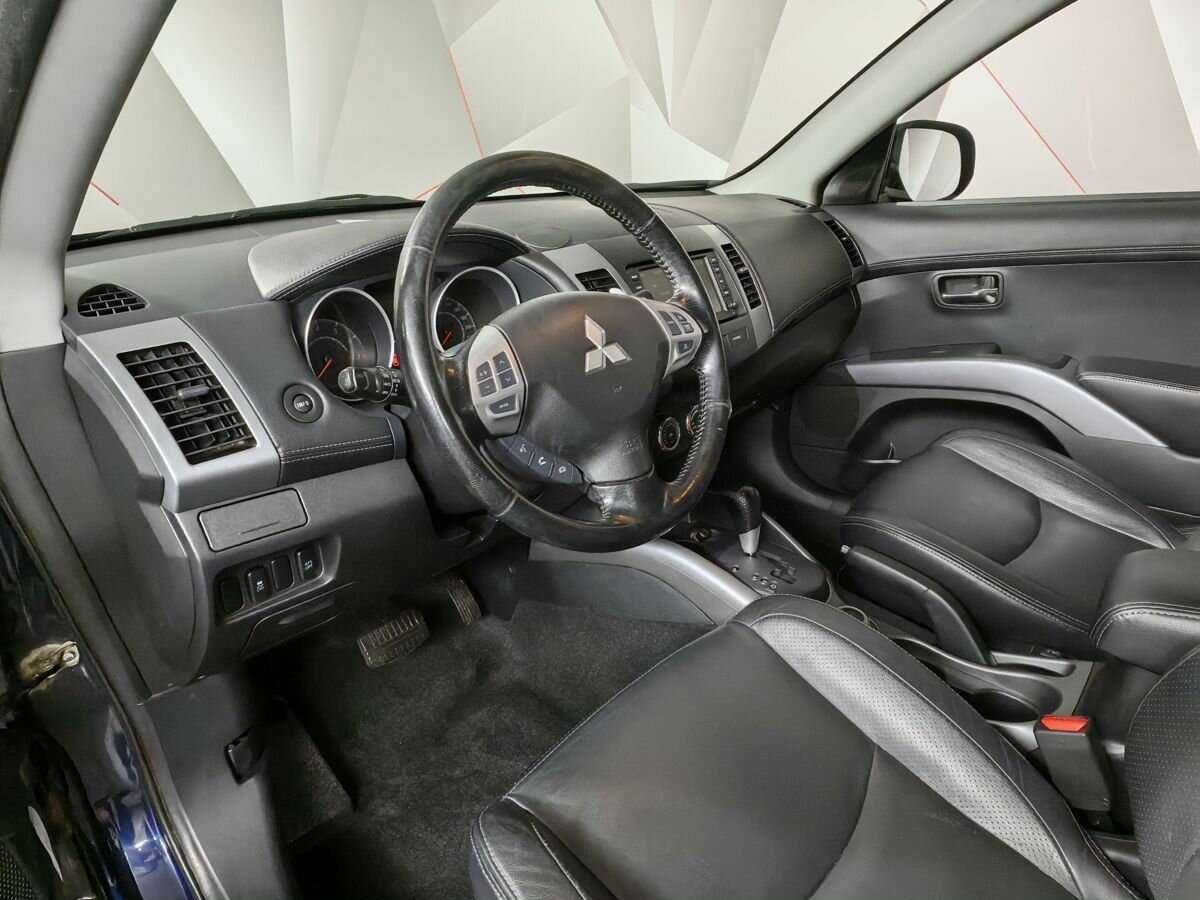 Mitsubishi Outlander с пробегом — 2011 год. Фото: #13