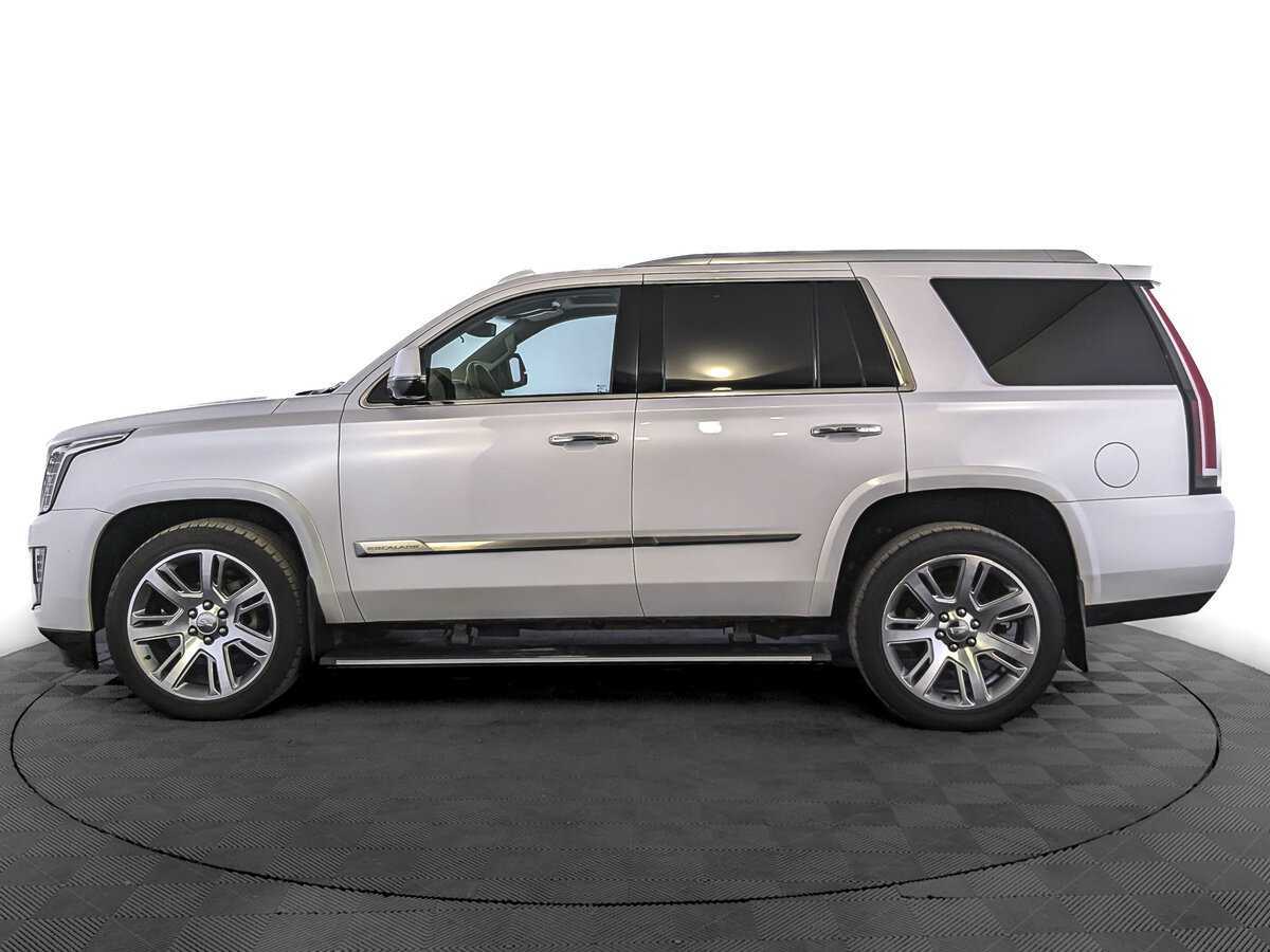 Cadillac Escalade с пробегом — 2016 год. Фото: #7