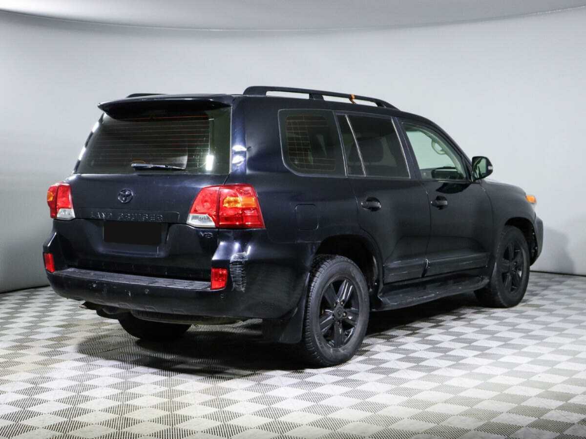 Toyota Land Cruiser с пробегом — 2012 год. Фото: #4