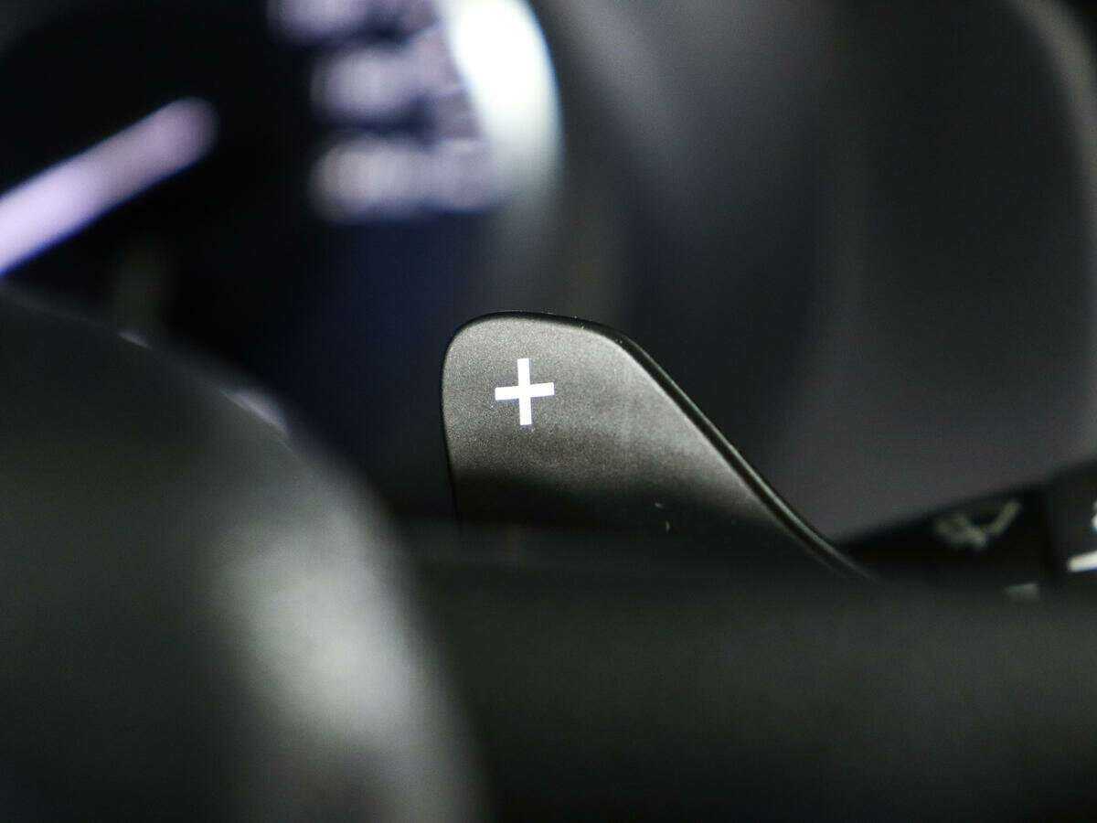 Toyota Fortuner с пробегом — 2021 год. Фото: #16