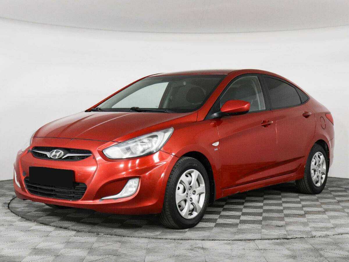 Hyundai Solaris с пробегом — 2011 год. Посмотреть фото