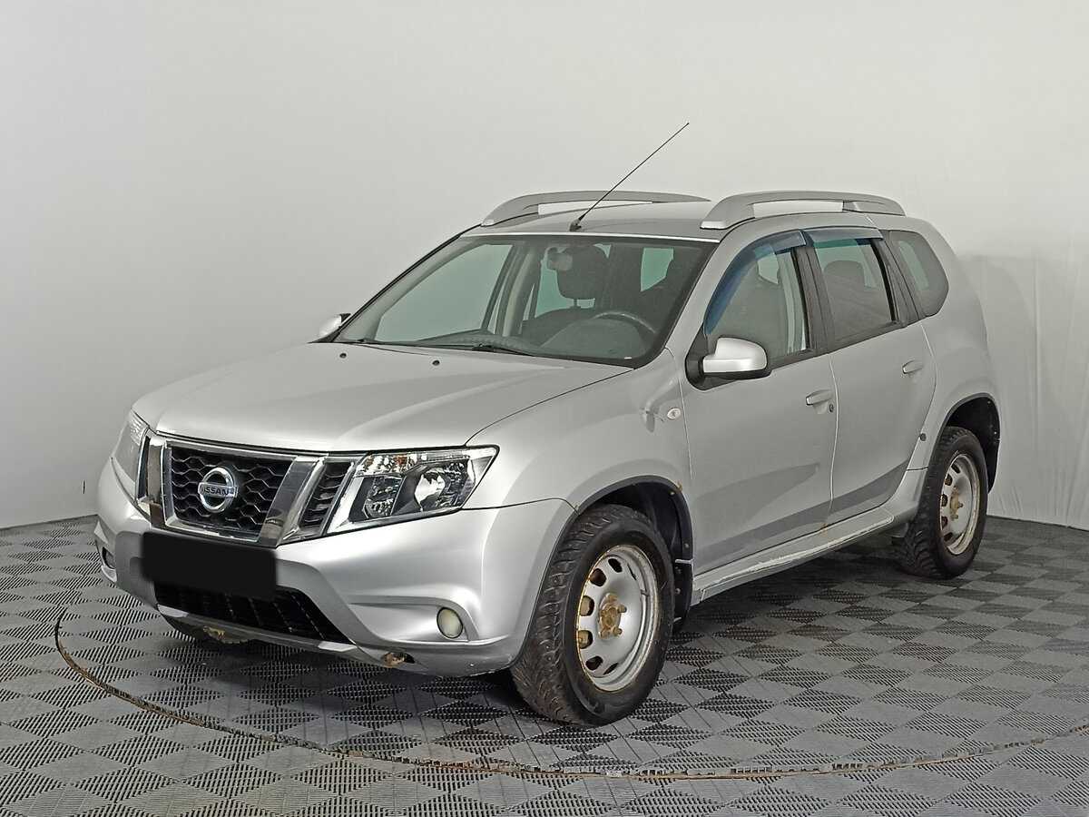 Nissan Terrano с пробегом — 2015 год. Посмотреть фото