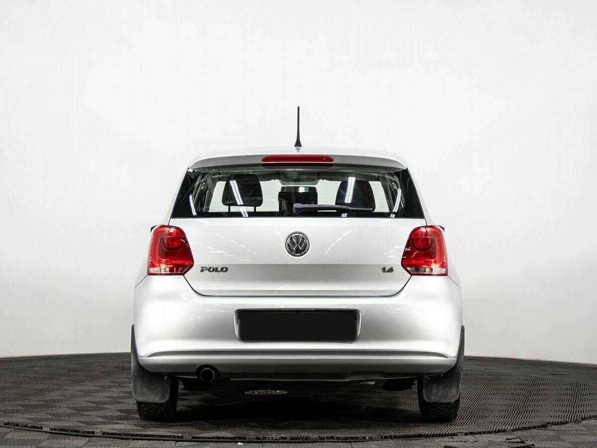 Volkswagen Polo с пробегом — 2011 год. Фото: #4