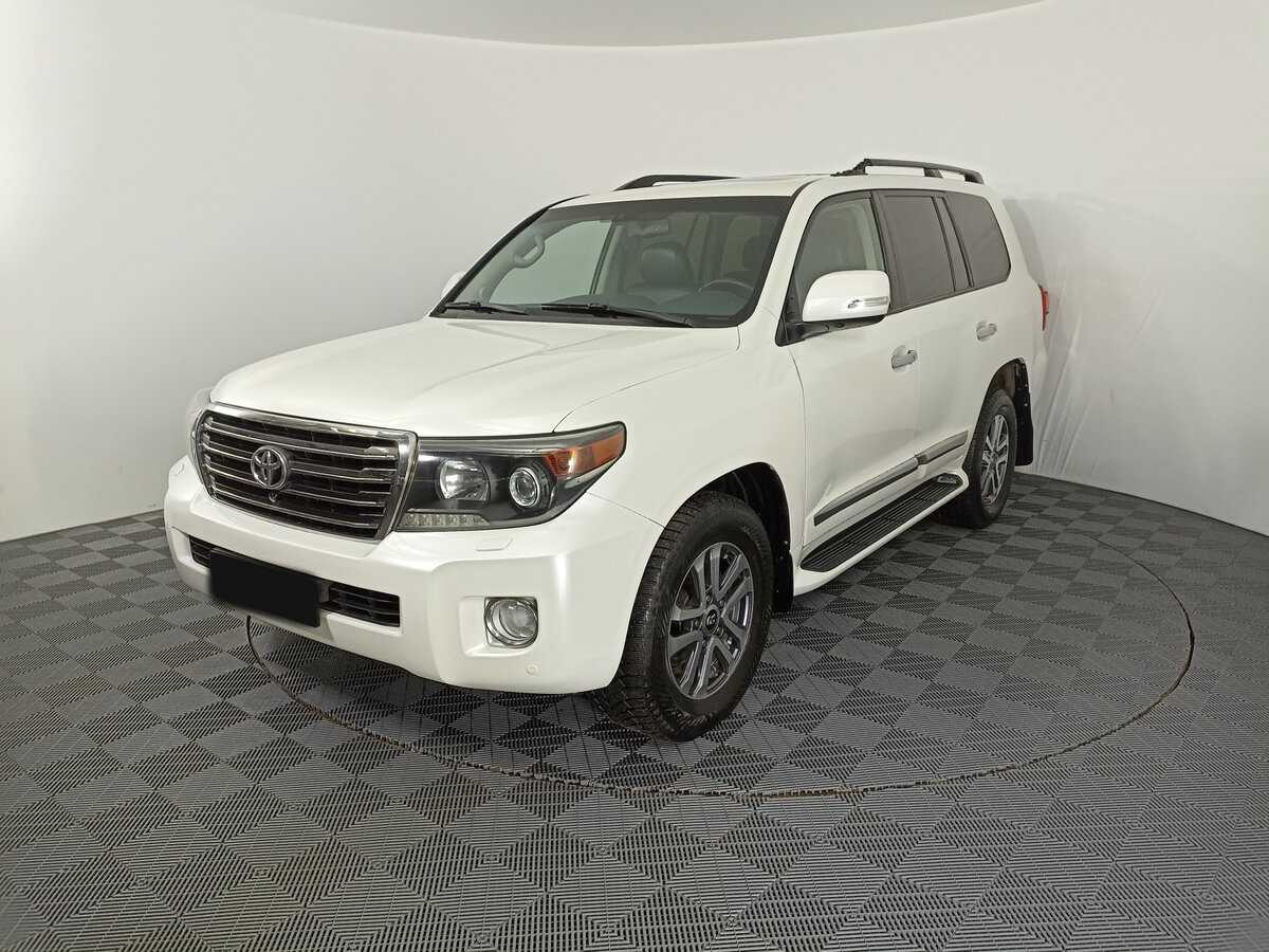Toyota Land Cruiser с пробегом — 2015 год. Посмотреть фото