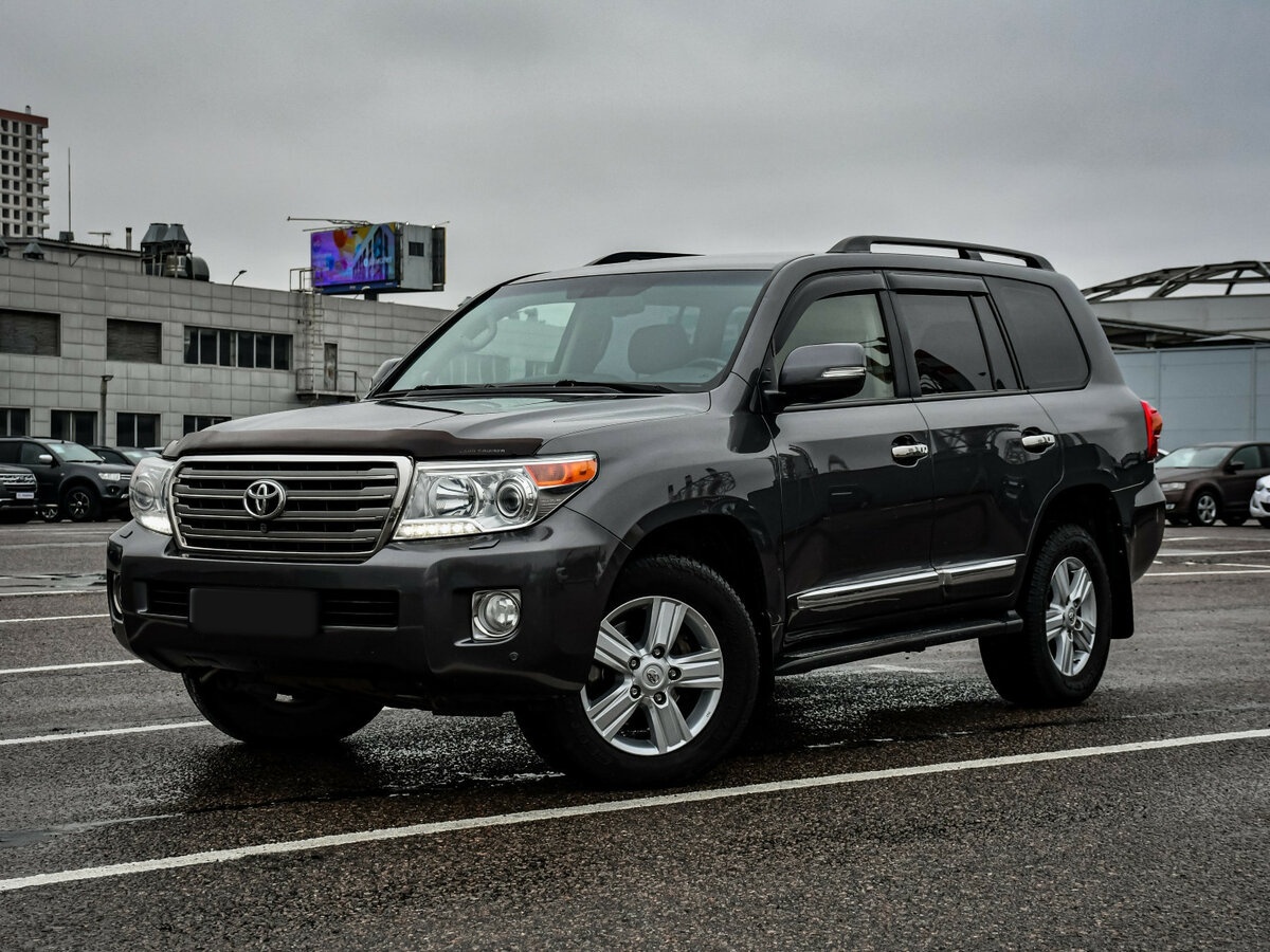 Toyota Land Cruiser с пробегом — 2012 год. Посмотреть фото
