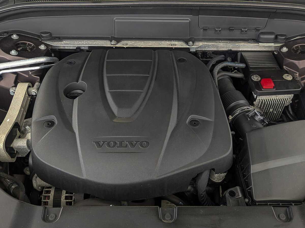 Volvo XC60 с пробегом — 2018 год. Фото: #8