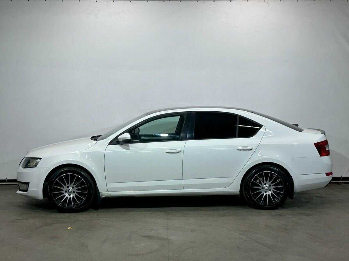 Skoda Octavia с пробегом — 2013 год. Фото: #6