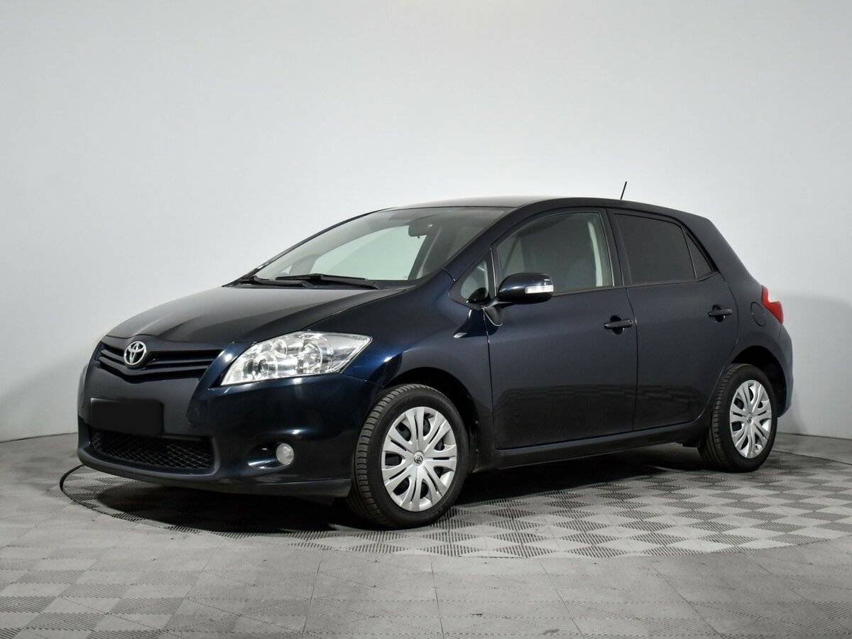 Toyota Auris с пробегом — 2012 год. Фото: #0