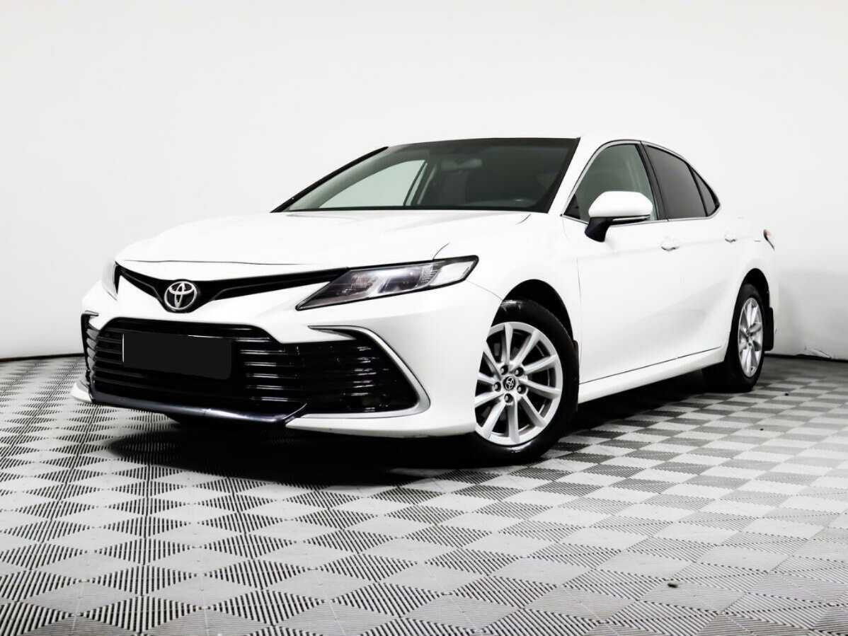 Toyota Camry с пробегом — 2021 год. Фото: #0