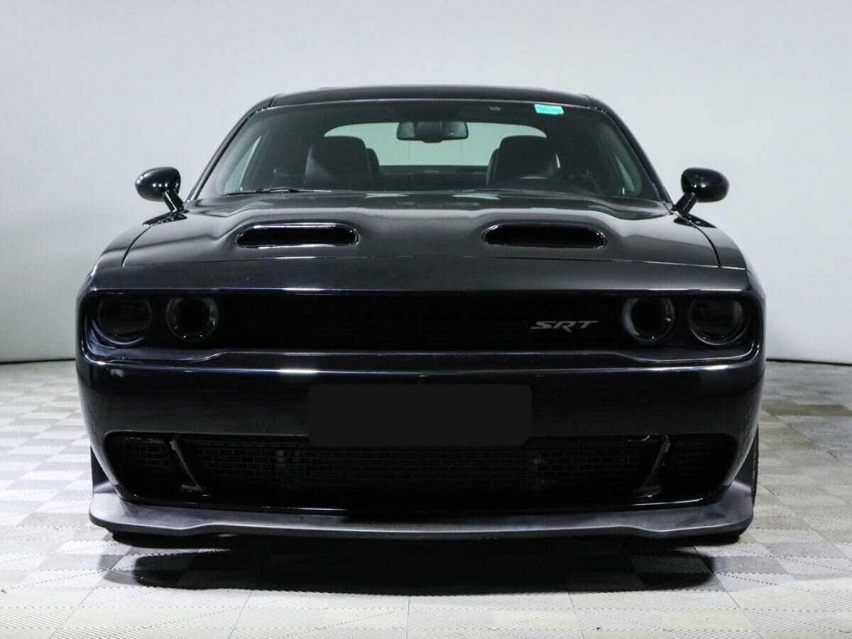 Dodge Challenger с пробегом — 2022 год. Фото: #1
