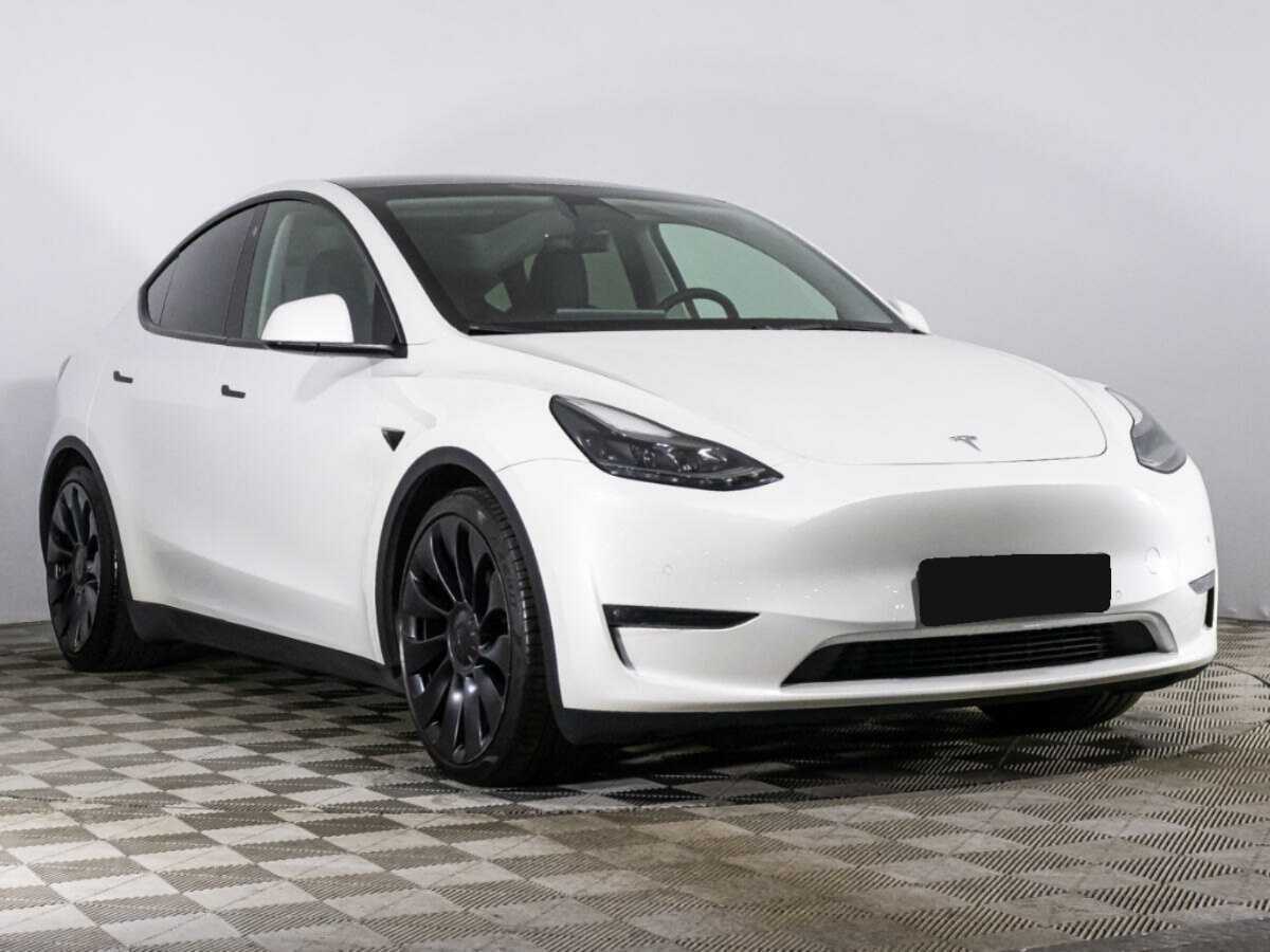 Tesla Model Y с пробегом — 2022 год. Фото: #2