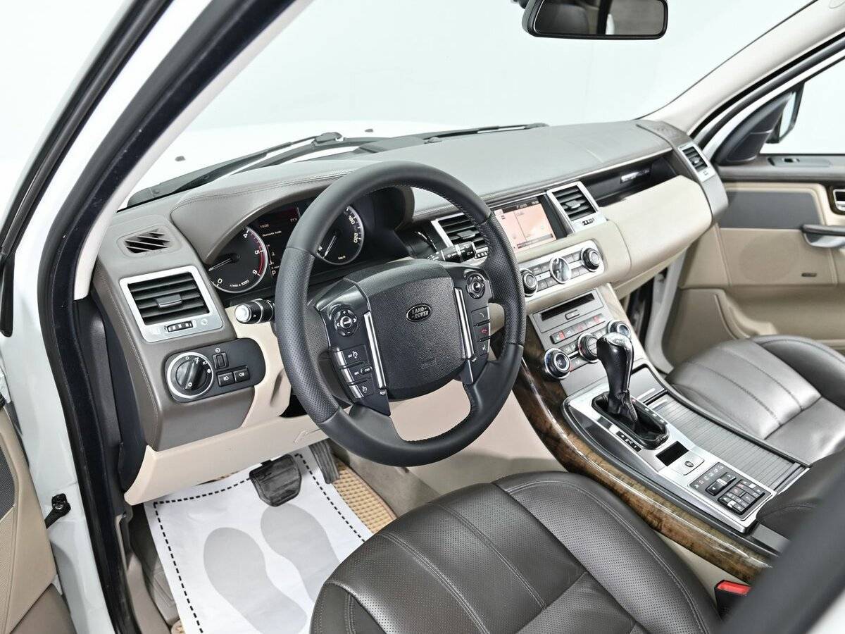 Land Rover Range Rover Sport с пробегом — 2012 год. Фото: #6