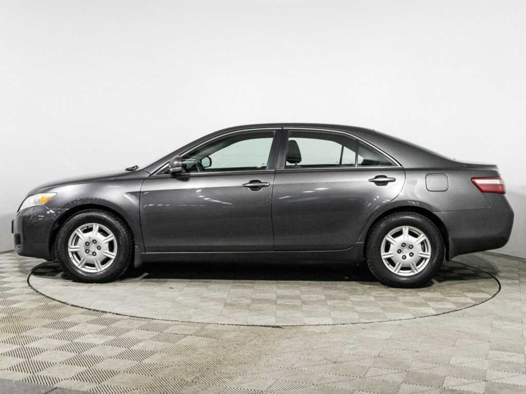 Toyota Camry с пробегом — 2010 год. Фото: #7