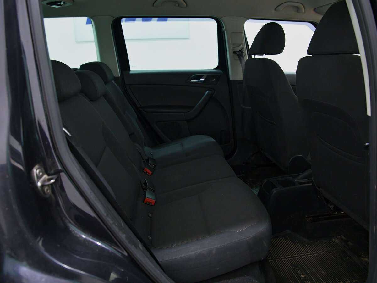 Skoda Yeti с пробегом — 2010 год. Фото: #12
