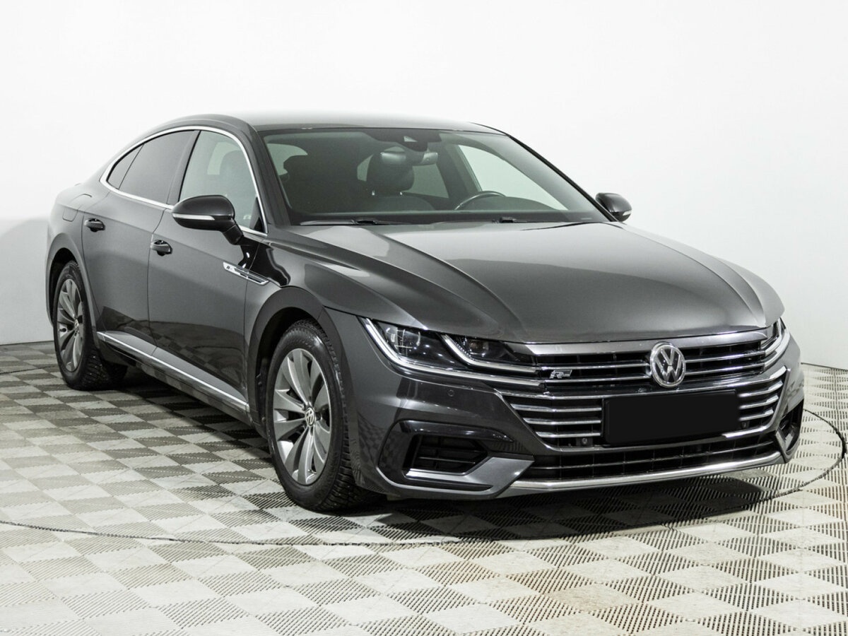 Volkswagen Arteon с пробегом — 2018 год. Фото: #2