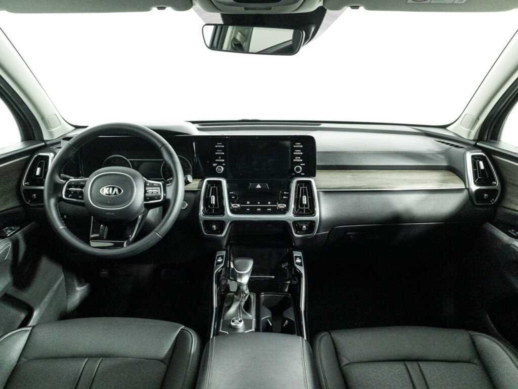 Kia Sorento с пробегом — 2021 год. Фото: #12
