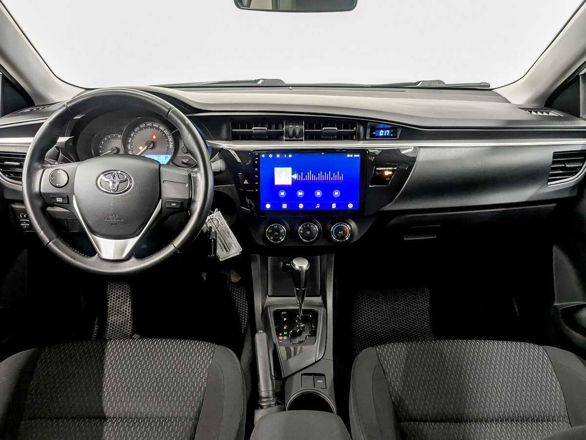 Toyota Corolla с пробегом — 2014 год. Фото: #13