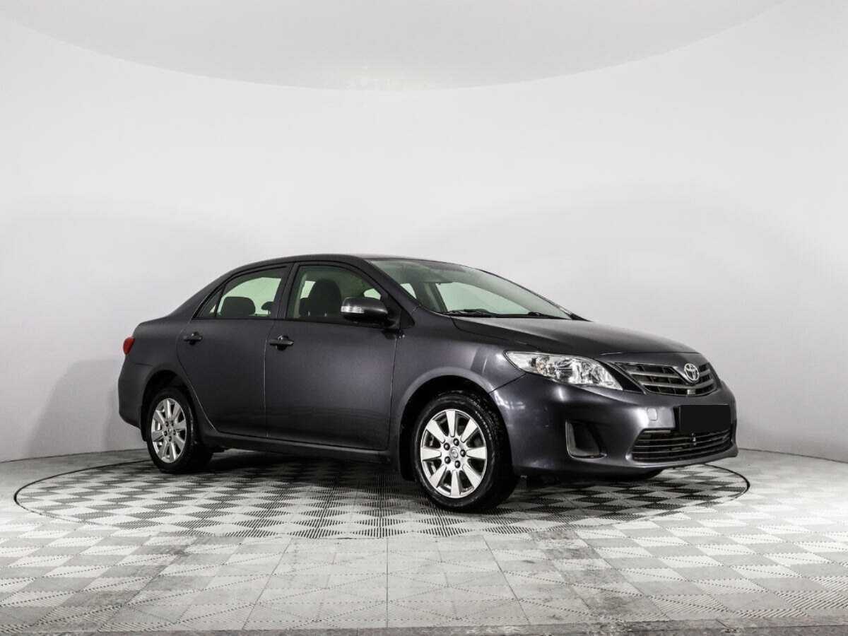 Toyota Corolla с пробегом — 2011 год. Фото: #2