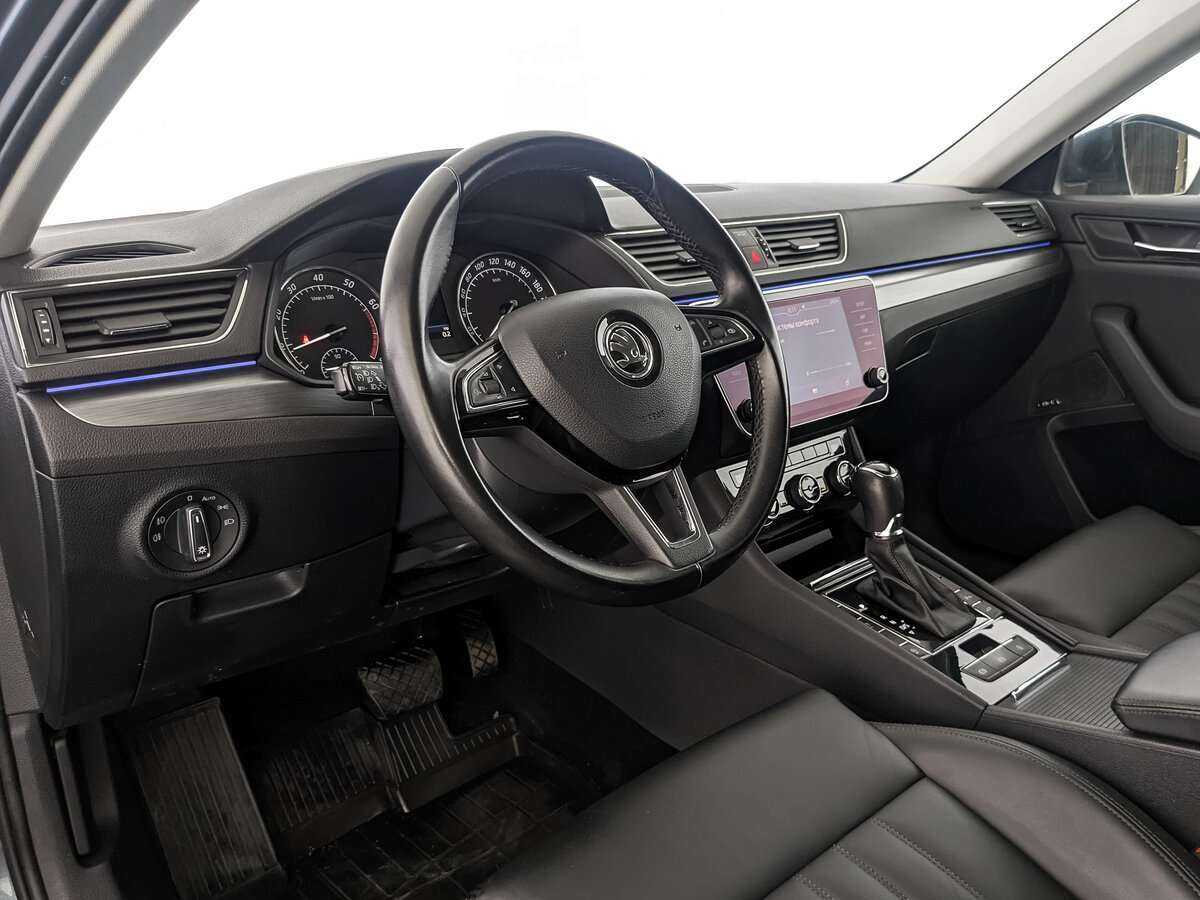 Skoda Superb с пробегом — 2017 год. Фото: #10