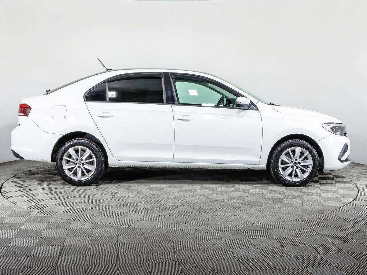 Volkswagen Polo с пробегом — 2021 год. Фото: #3