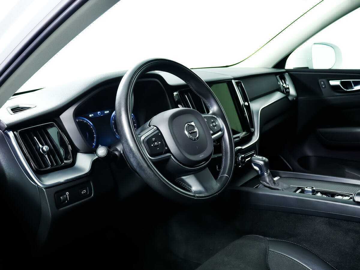 Volvo XC60 с пробегом — 2021 год. Фото: #12