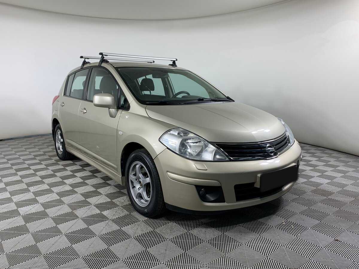 Nissan Tiida с пробегом — 2010 год. Фото: #2