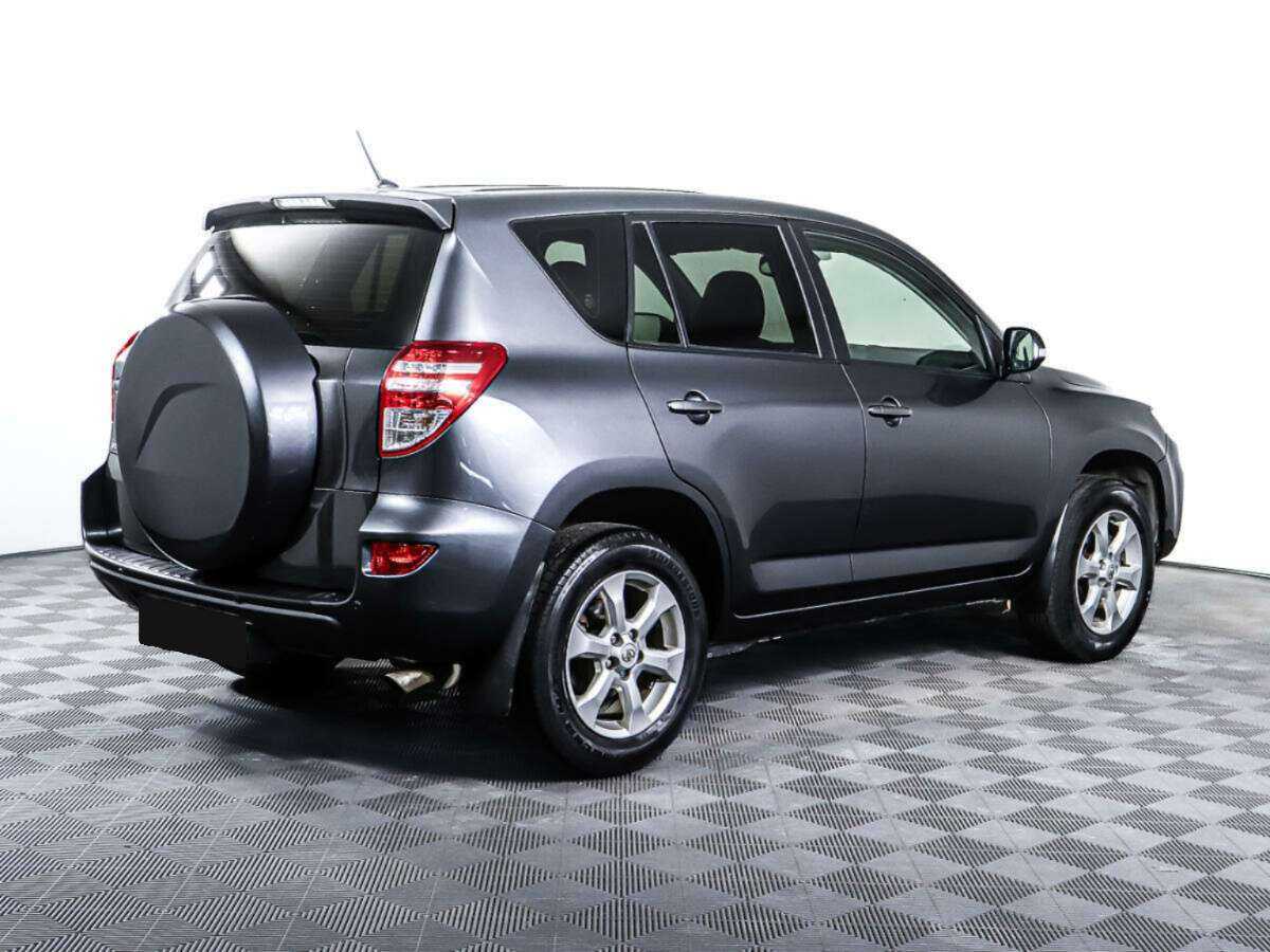Toyota RAV4 с пробегом — 2011 год. Фото: #4