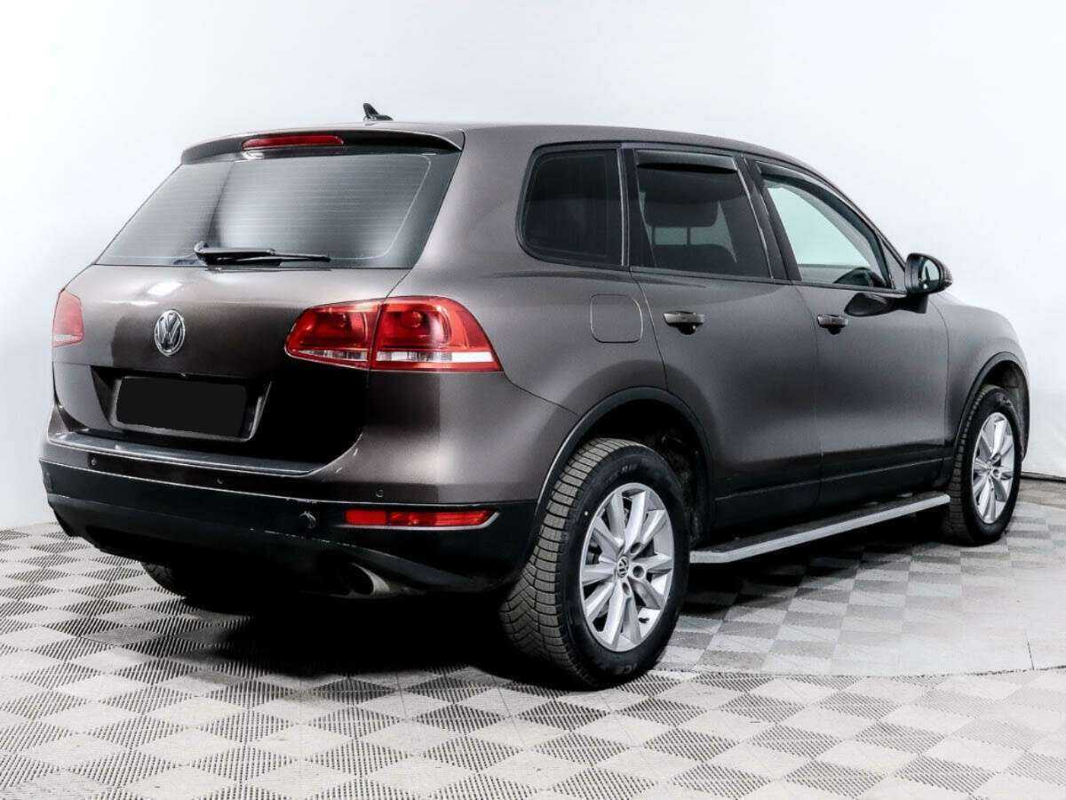 Volkswagen Touareg с пробегом — 2010 год. Фото: #2