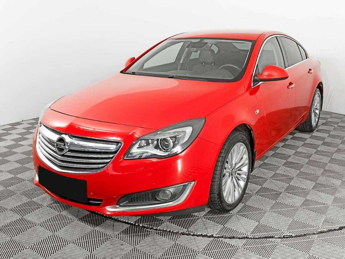 Opel Insignia с пробегом — 2015 год. Фото: #0