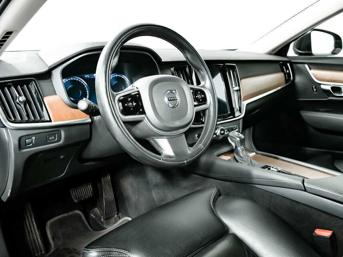 Volvo S90 с пробегом — 2017 год. Фото: #12
