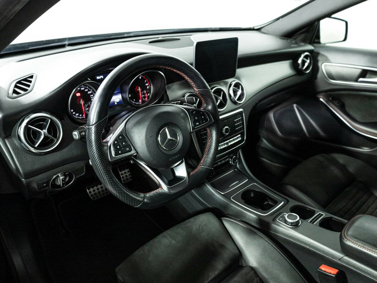 Mercedes-Benz GLA с пробегом — 2019 год. Фото: #10