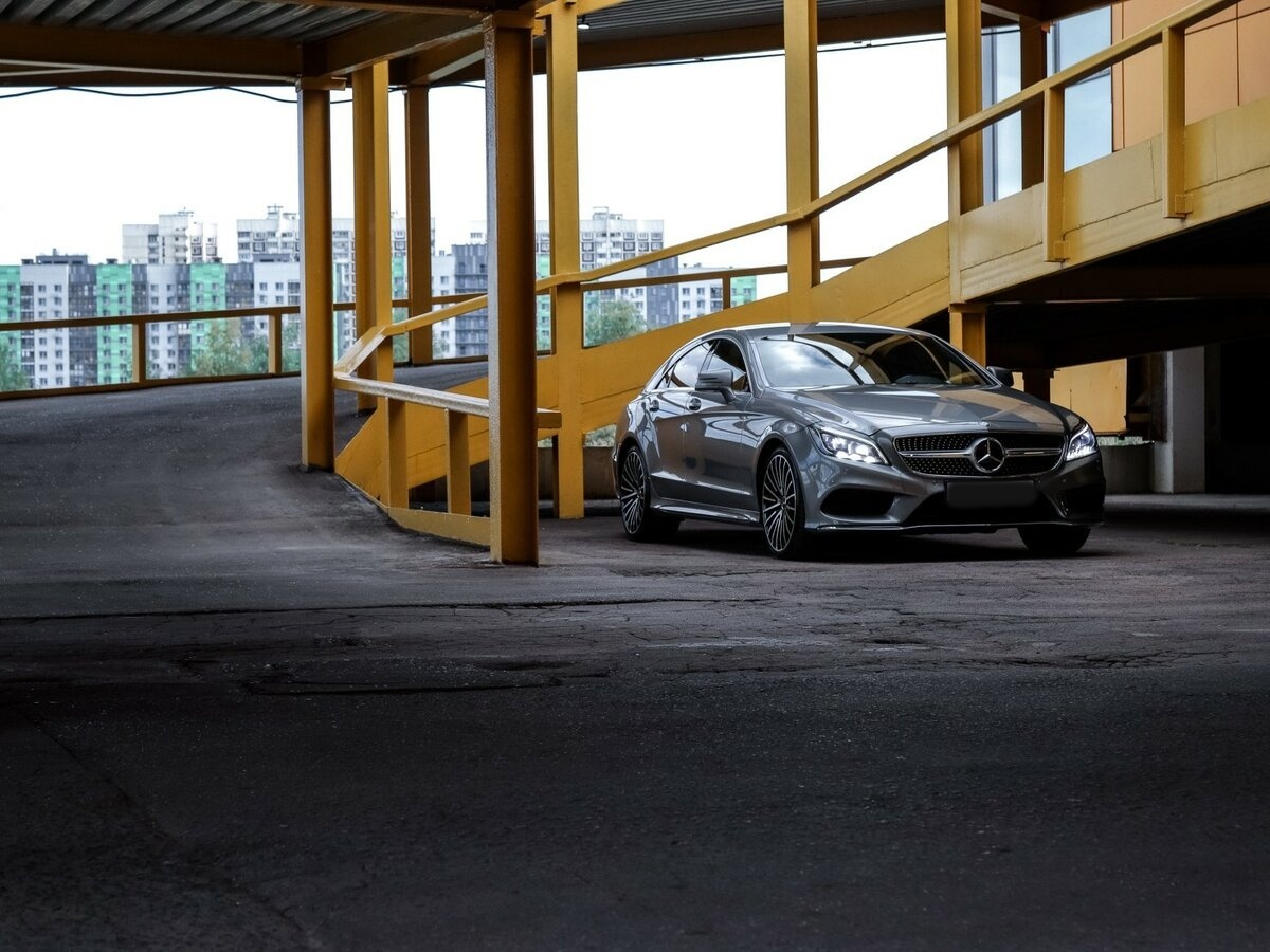 Mercedes-Benz CLS с пробегом — 2015 год. Фото: #14