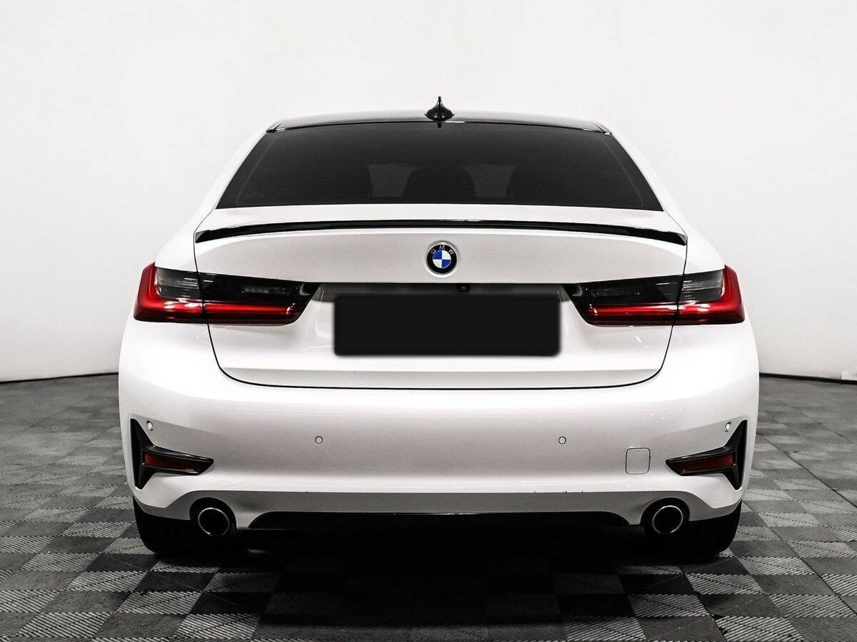 BMW 3 серии с пробегом — 2019 год. Фото: #5